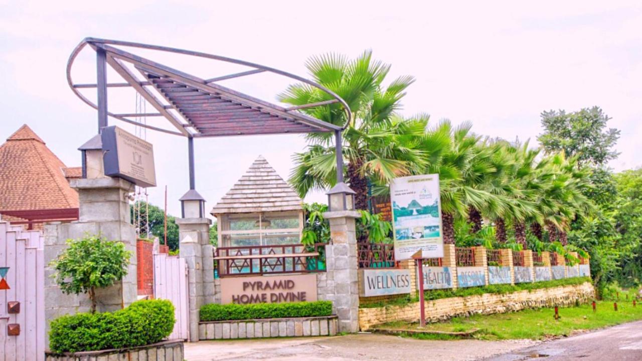 Pyramid Home Divine - A Wellness Resort Dehradun Luaran gambar