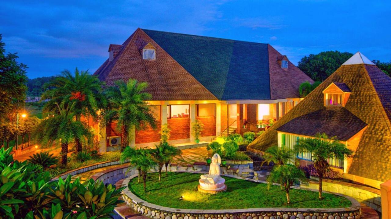 Pyramid Home Divine - A Wellness Resort Dehradun Luaran gambar